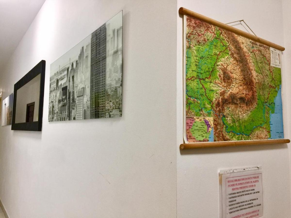Downtown Hostel Braşov Eksteriør bilde