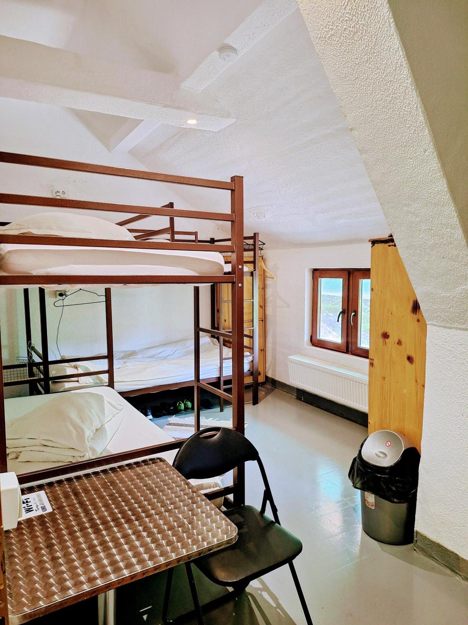 Downtown Hostel Braşov Eksteriør bilde