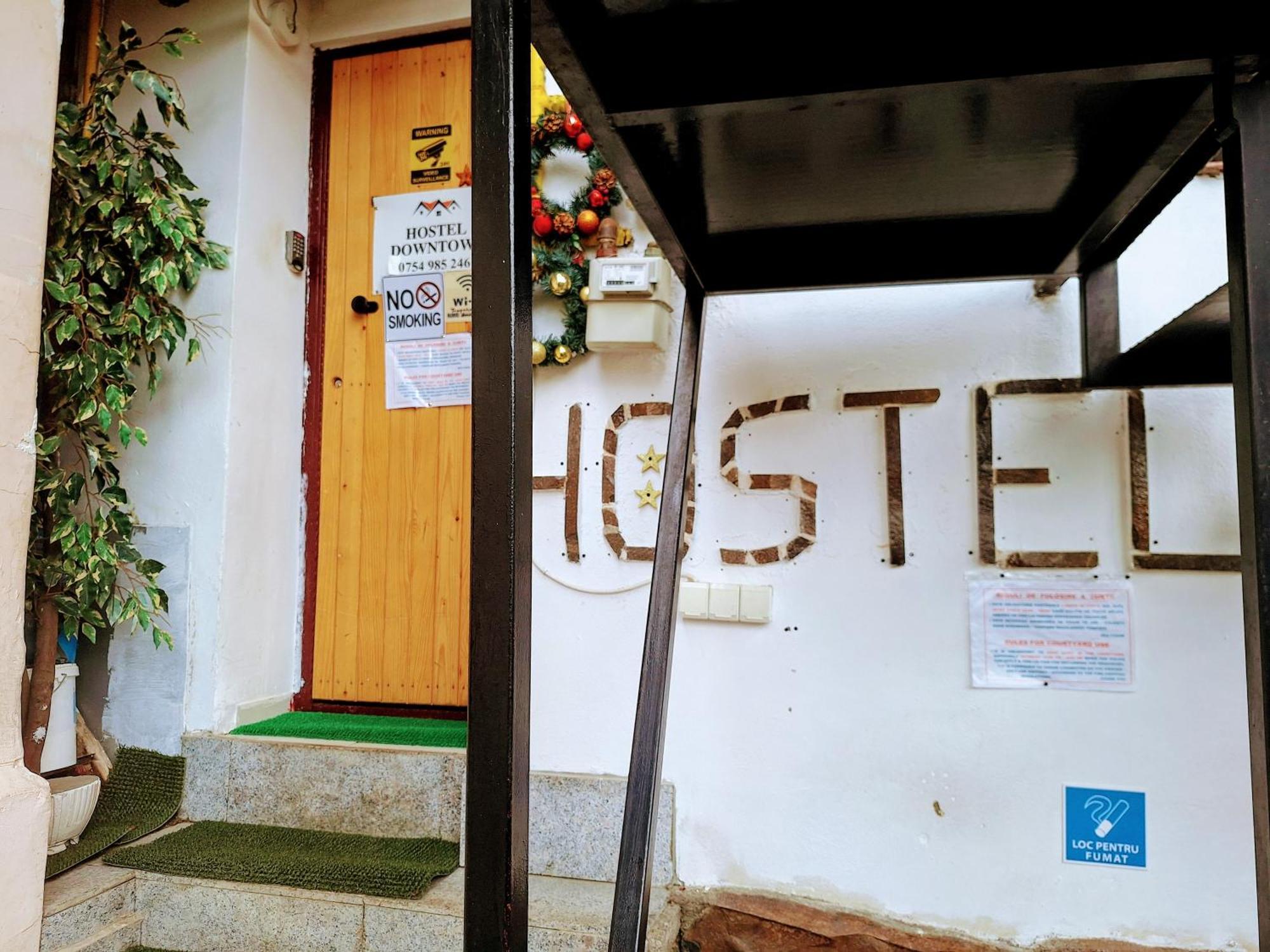 Downtown Hostel Braşov Eksteriør bilde